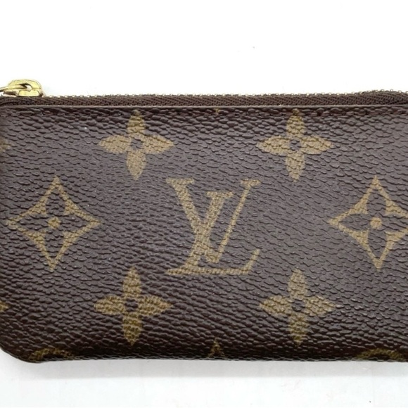 Louis Vuitton Monogram Canvas Key Holder - Picture 2 of 16